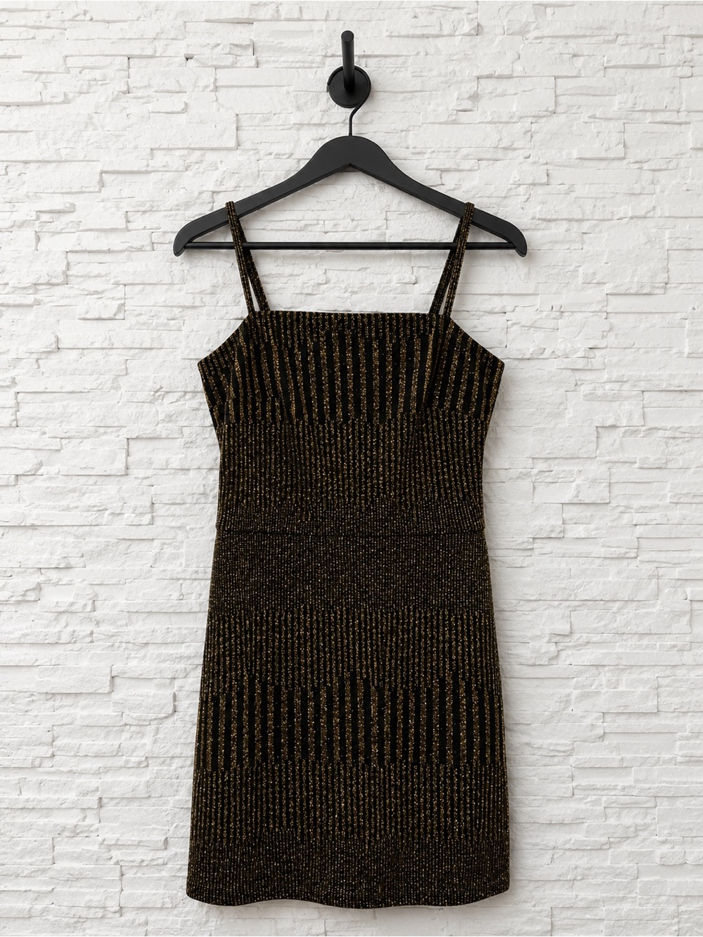🖤Francesca's Collections Black & Gold Sparkle Knit Mini Dress